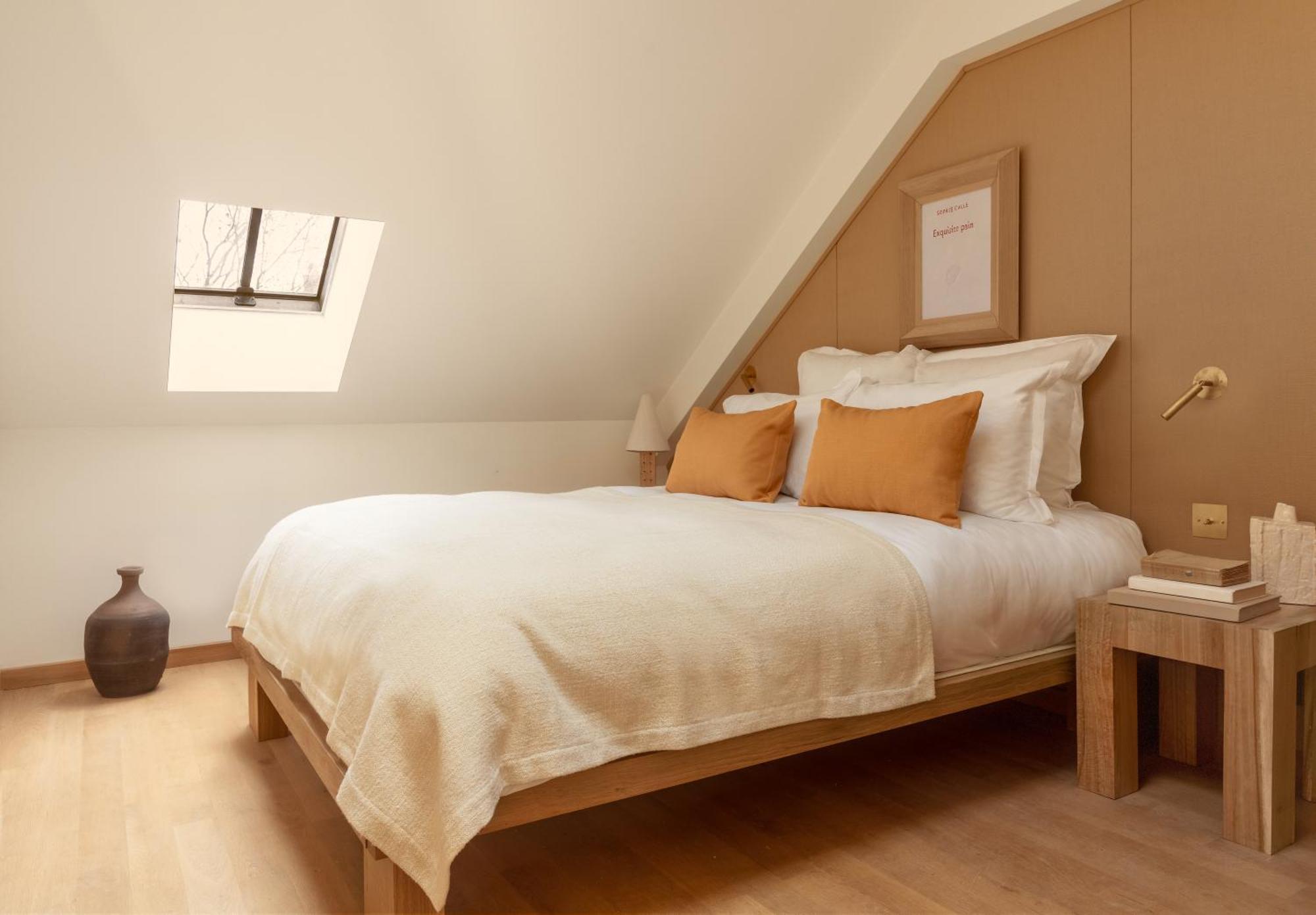 Elysee Montmartre Hotel Париж Екстериор снимка