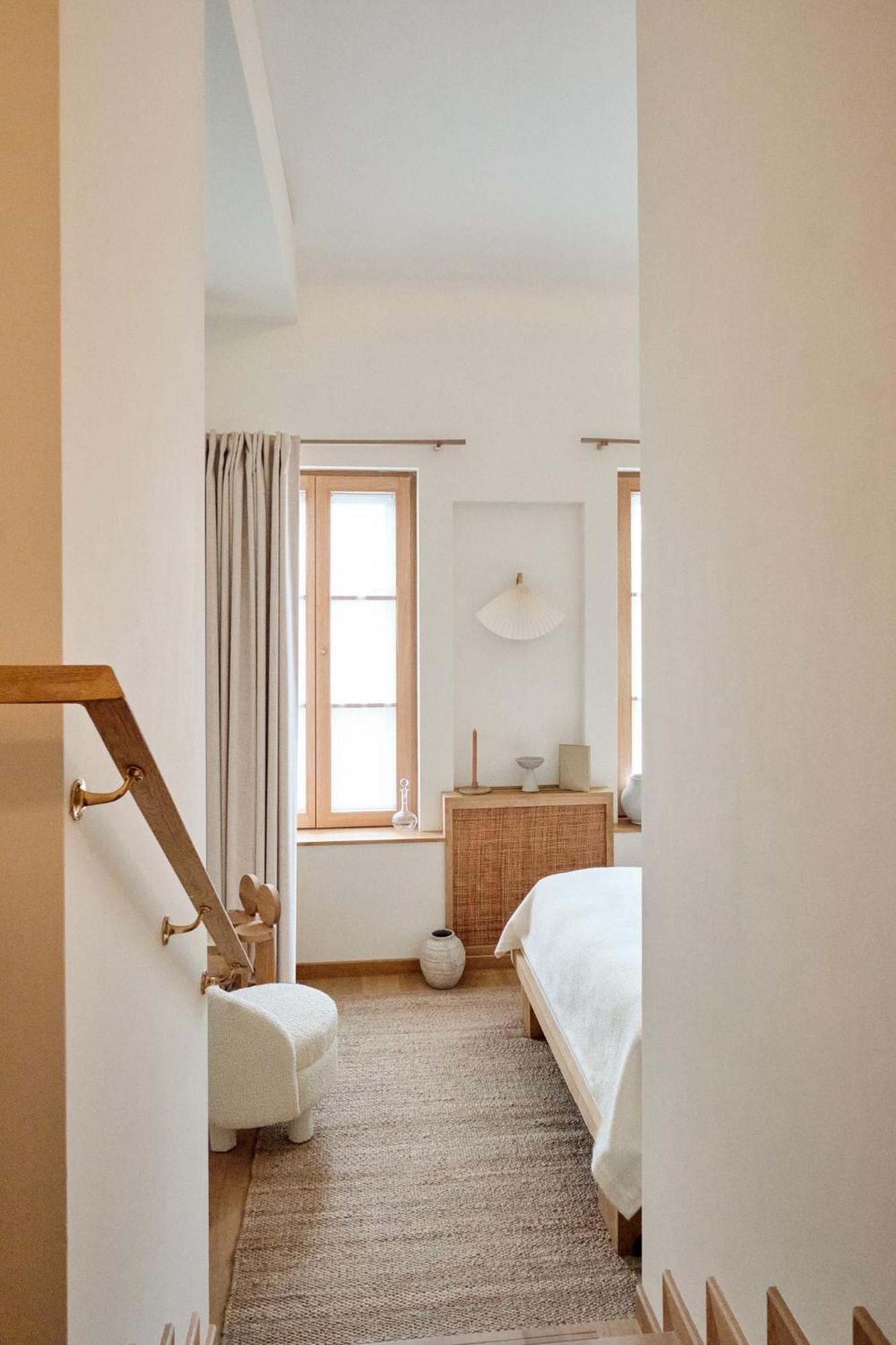 Elysee Montmartre Hotel Париж Екстериор снимка