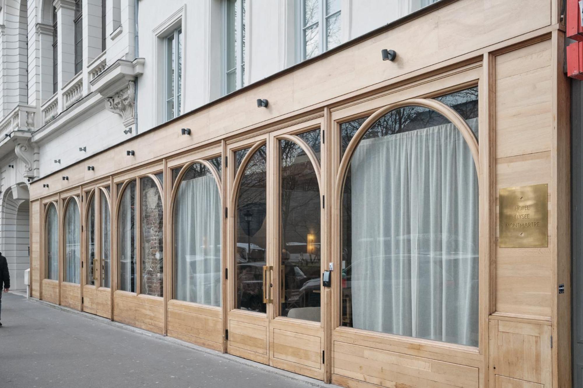 Elysee Montmartre Hotel Париж Екстериор снимка