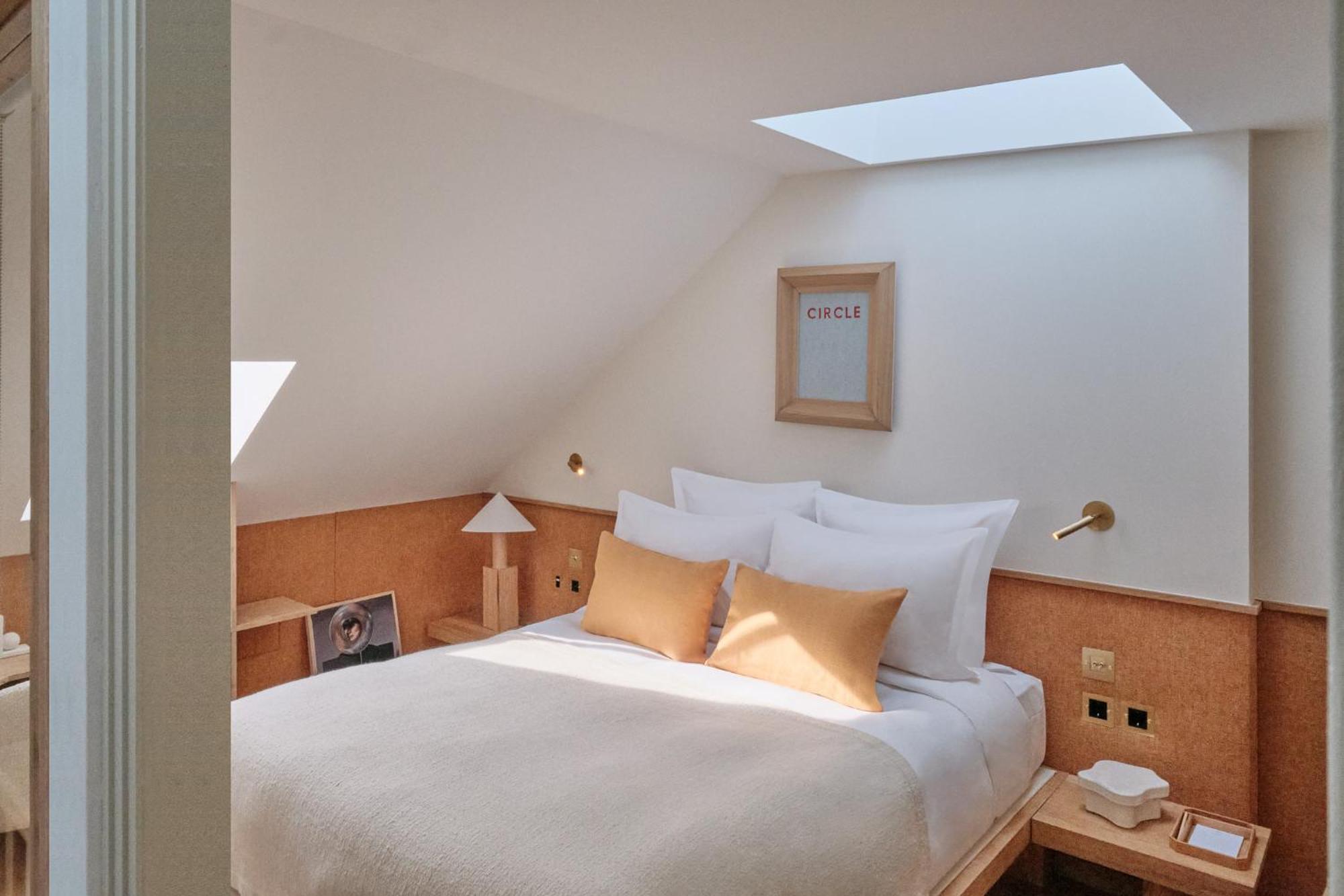 Elysee Montmartre Hotel Париж Екстериор снимка