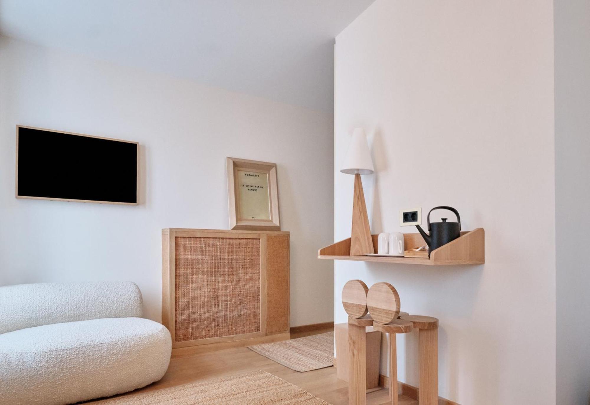 Elysee Montmartre Hotel Париж Екстериор снимка
